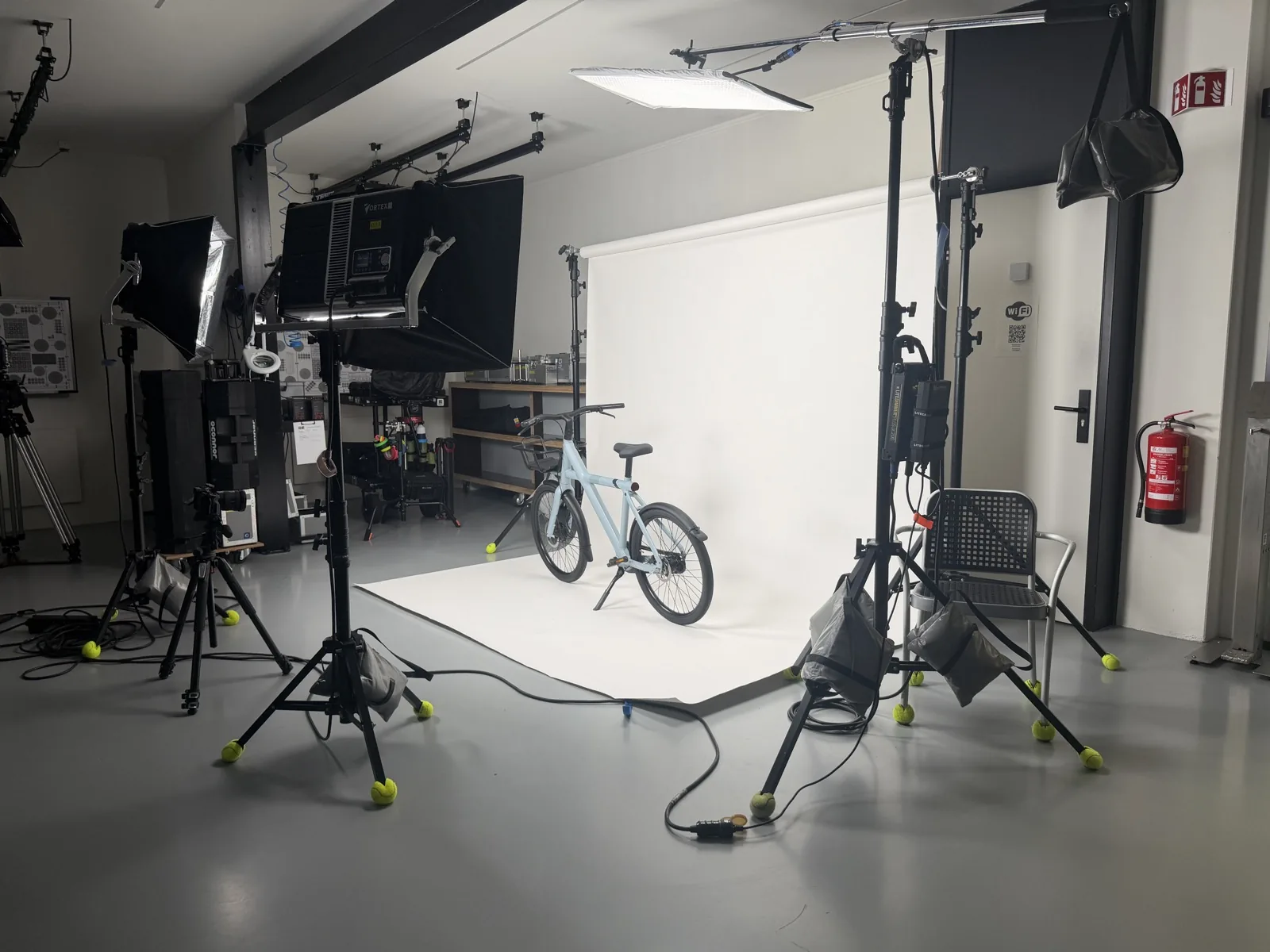 Onze studio-opstelling voor de VanMoof-fotoshoot